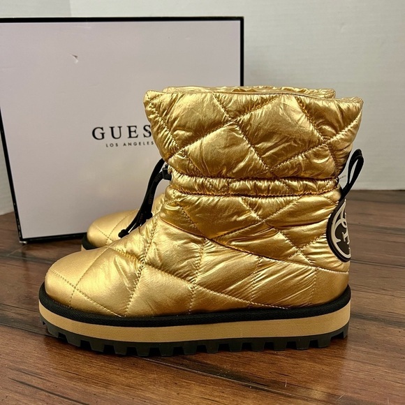 NIB - GUESS Leian2 Metallic Gold Logo Booties - Size 10 - Picture 2 of 13